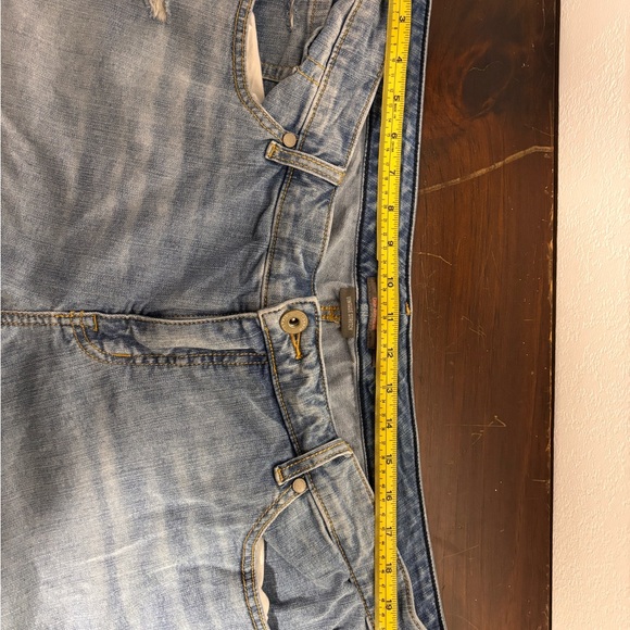 Torrid Crop Boyfriend Jeans Size Light Wash Distressed Raw Hem Vintage Stretch - Picture 6 of 10